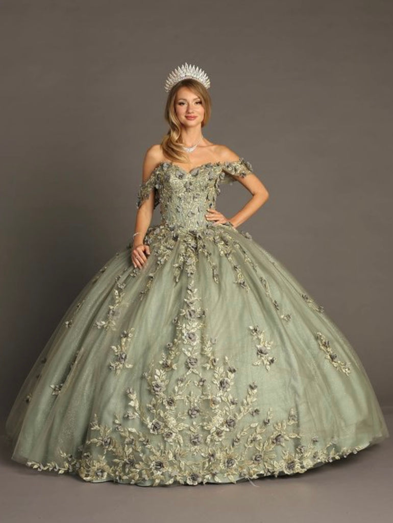 Quinceanera, quinceañera, sweet 16, engagement ball gown dresses