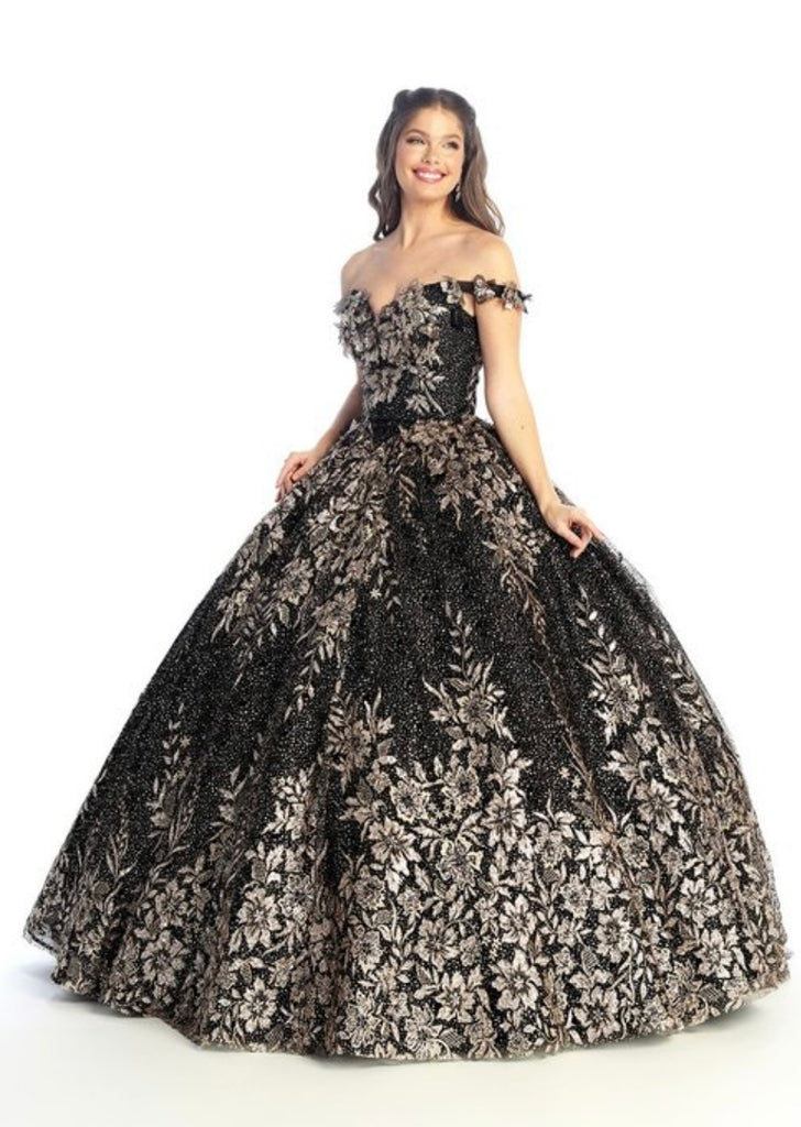 Quinceanera, quinceañera, sweet 16, engagement ball gown dresses